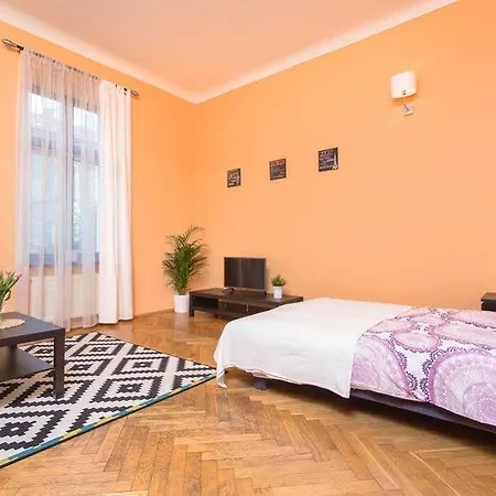 Cracow Old City Apartments - Friendhouse *